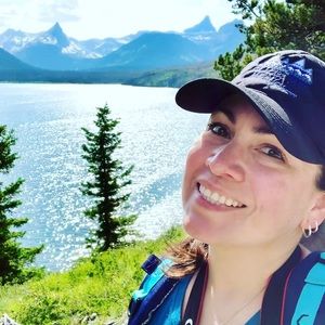 Meet your Posher, Monica